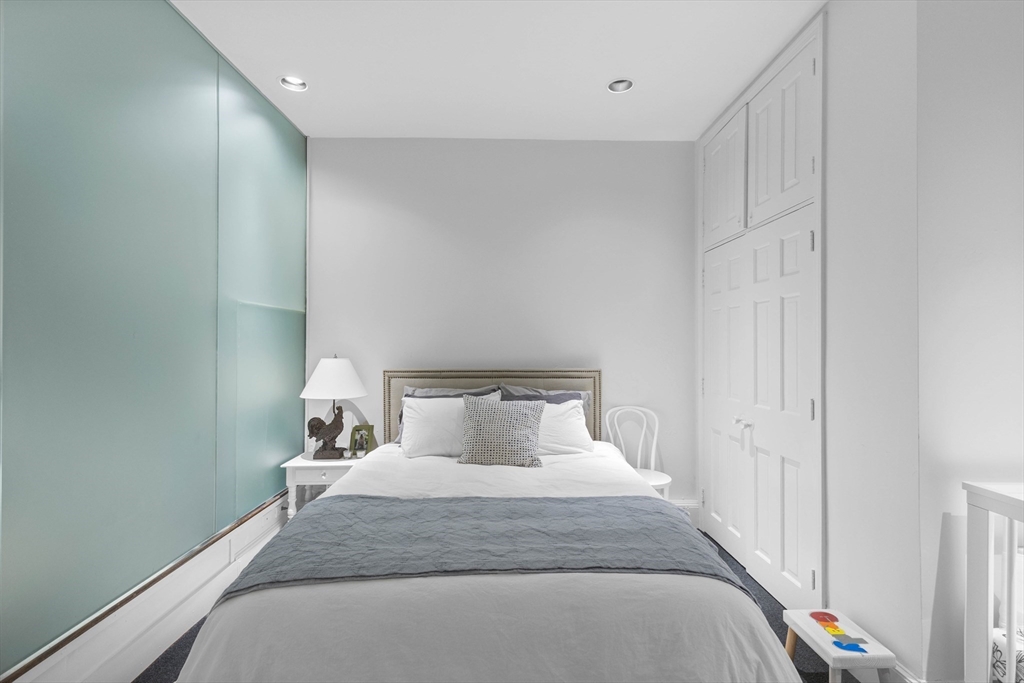 4 Cazenove St. - South End