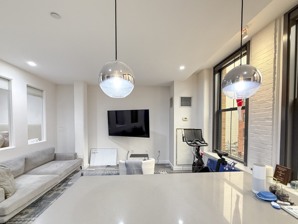 346 Congress St. - Seaport District