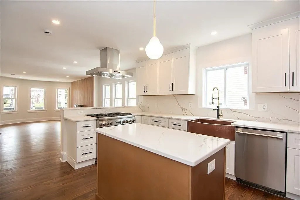 59 Garrison - West Somerville