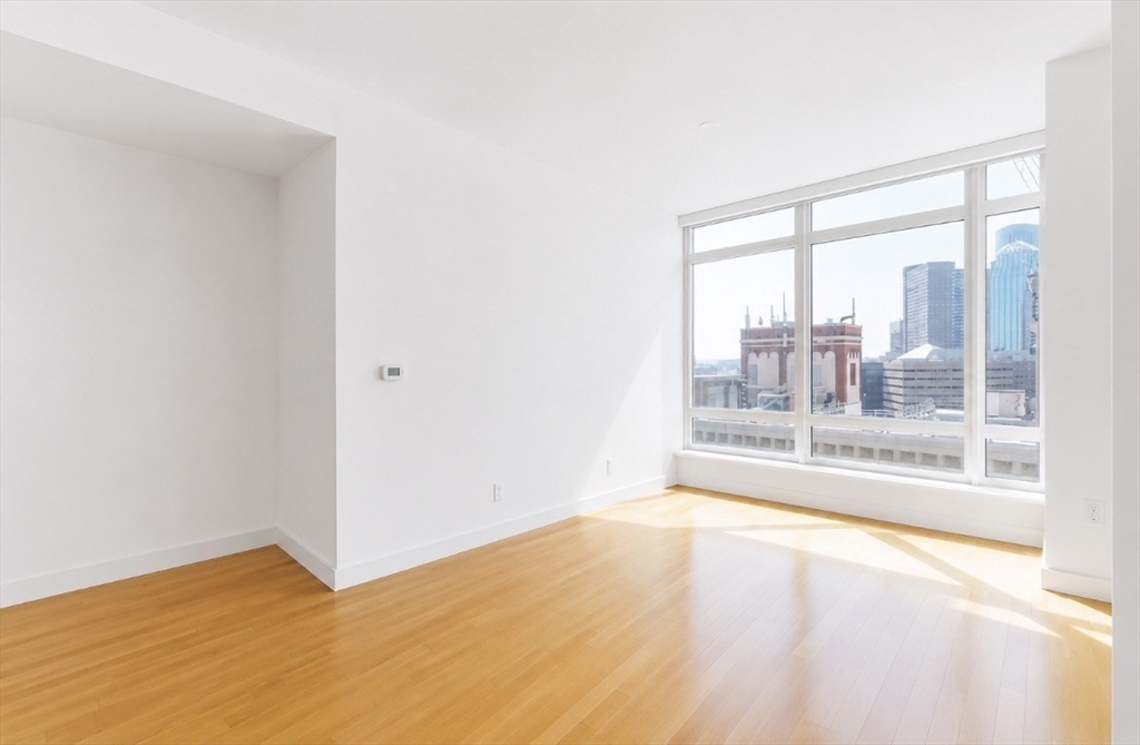 400 Stuart - Back Bay