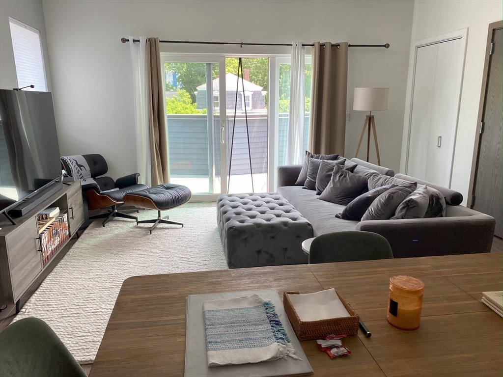 133-135 Hyde Park Ave. - Jamaica Plain