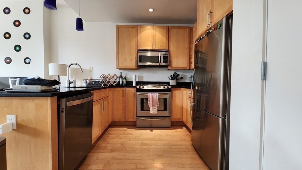 70 Lincoln St. - Leather District