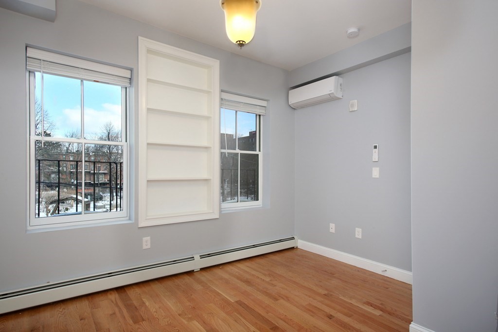 205 West Springfield St. - South End