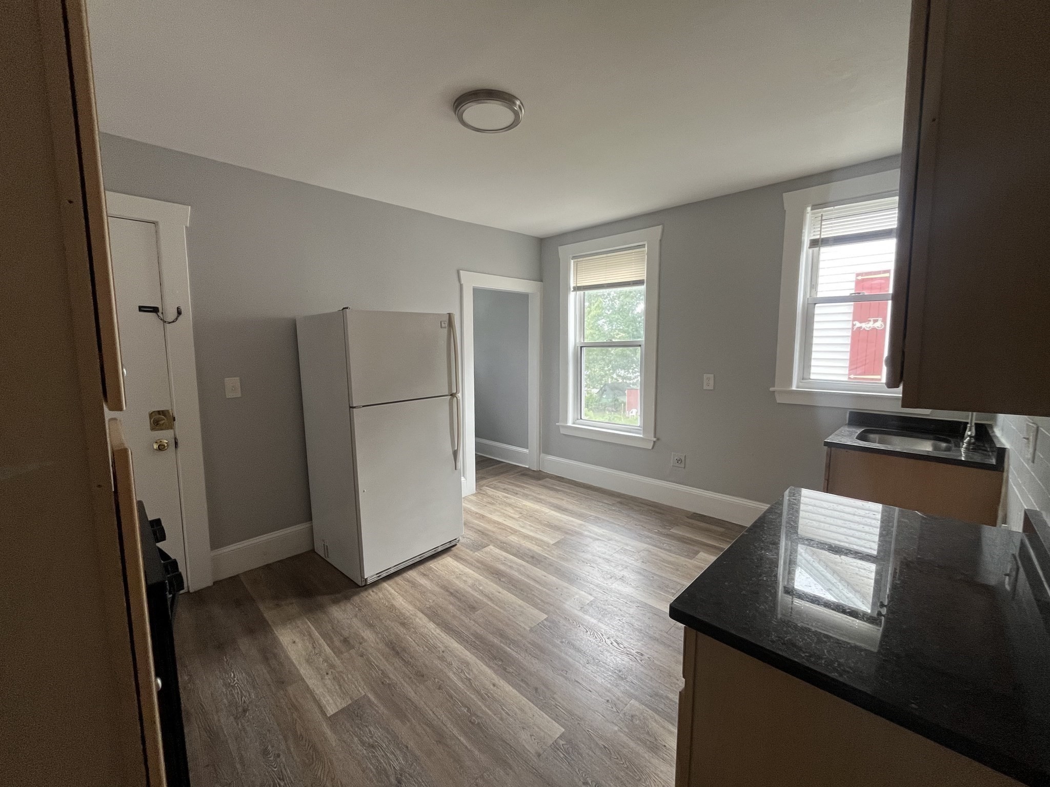 76 Radcliffe - Hyde Park