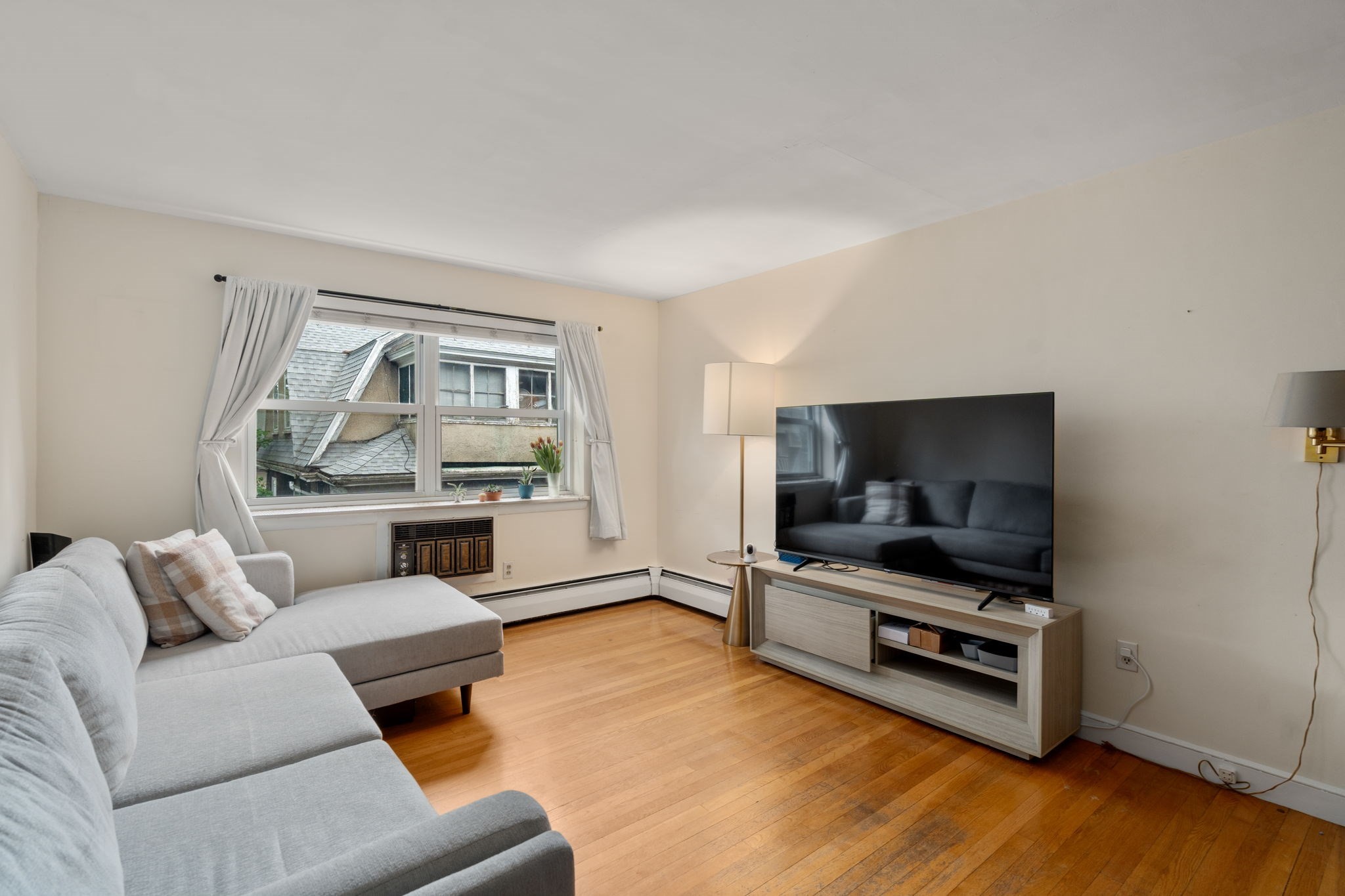 14 Commonwealth Ct. - Brighton