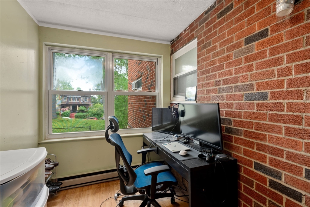 14 Commonwealth Ct. - Brighton
