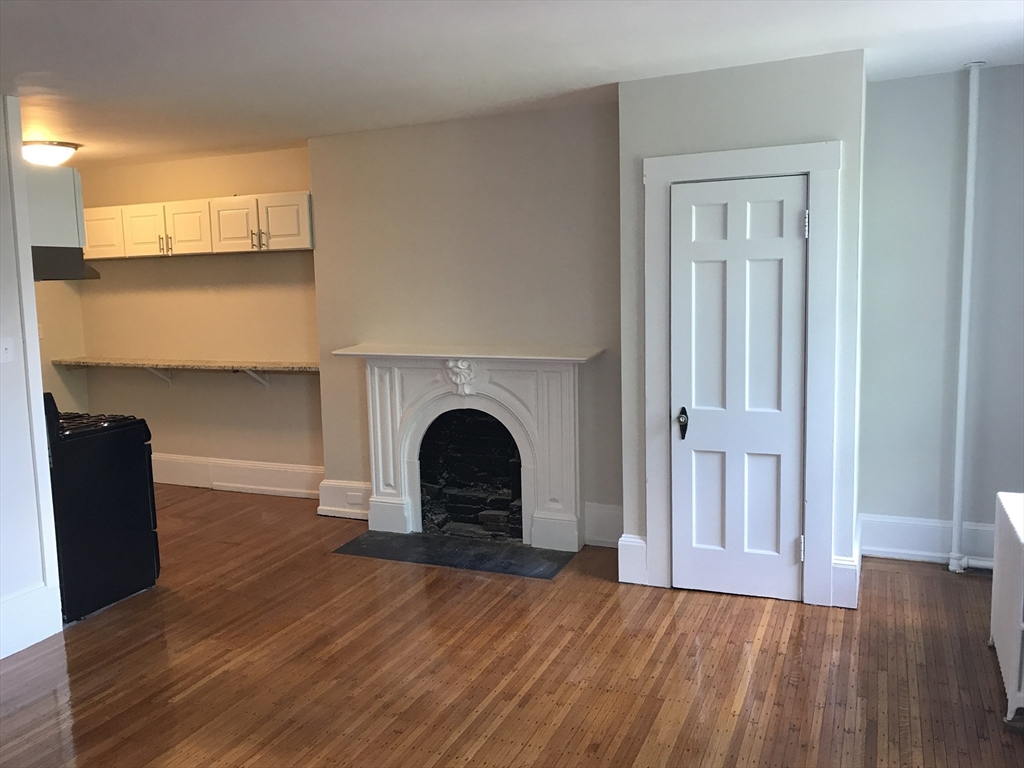 81 Mount Vernon St. - Beacon Hill
