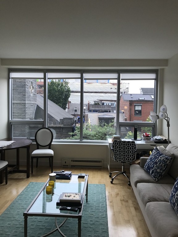 10 Bowdoin - Beacon Hill