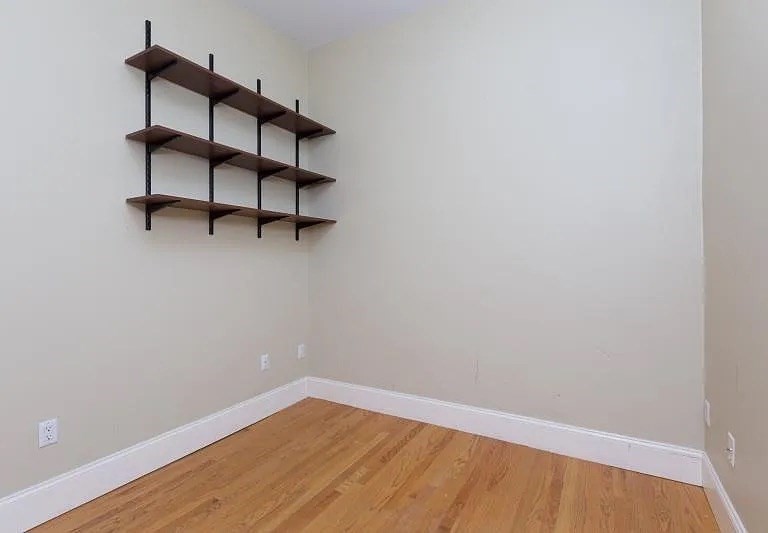 263 Newbury - Back Bay