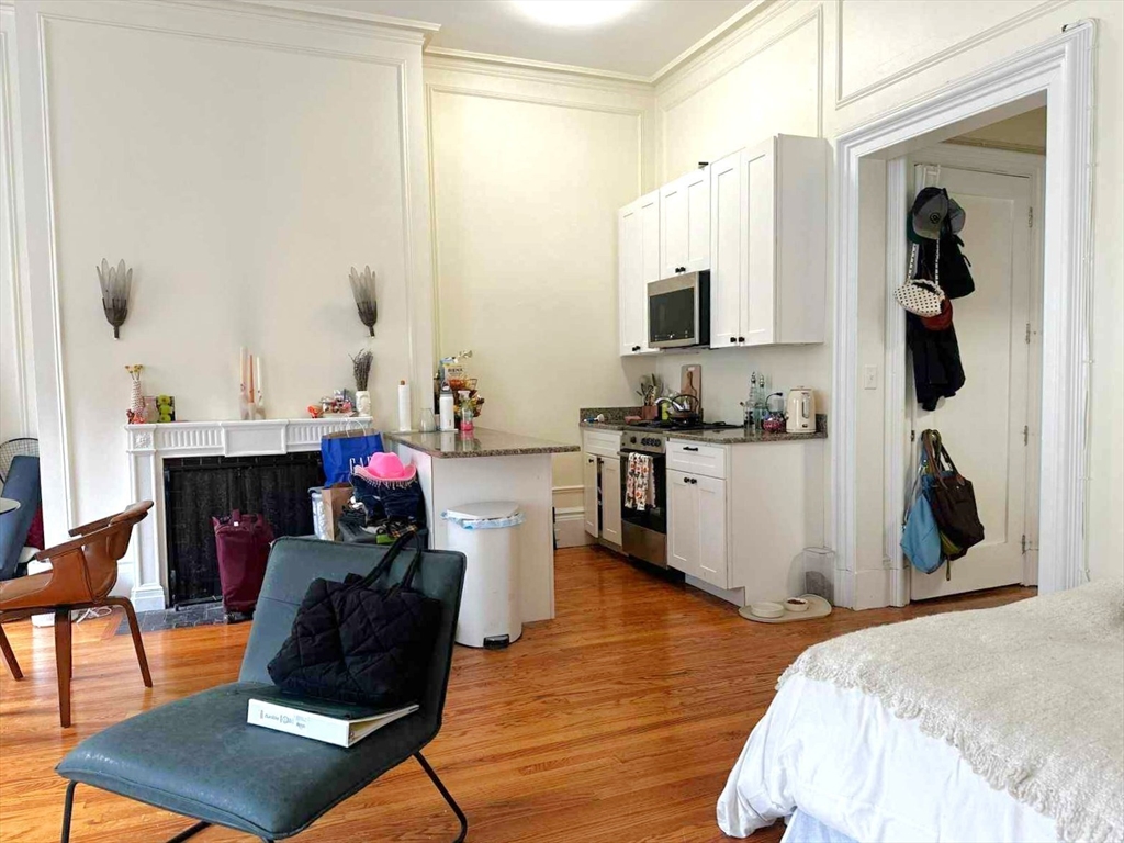 107 Beacon - Back Bay