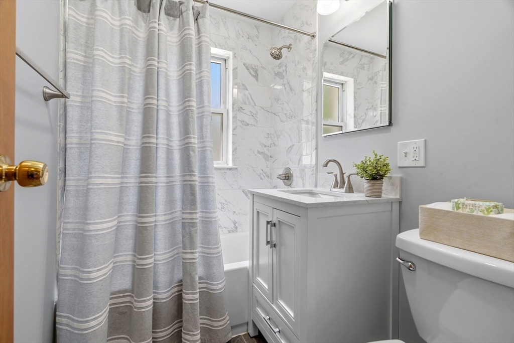 4 O'leary Way - Jamaica Plain