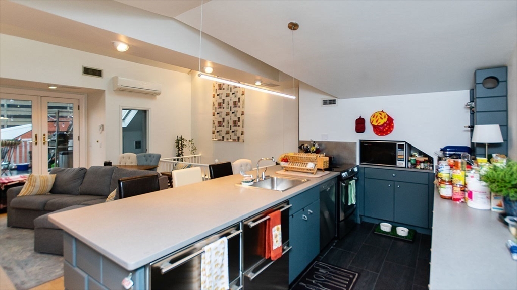 7 Fayette St. - Bay Village