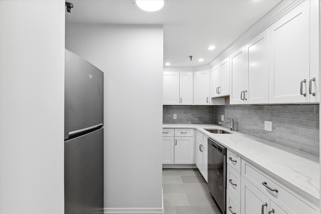 390 Commonweath Ave. - Back Bay
