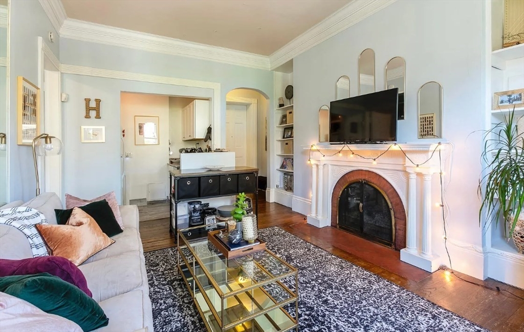 271 Dartmouth St. - Back Bay