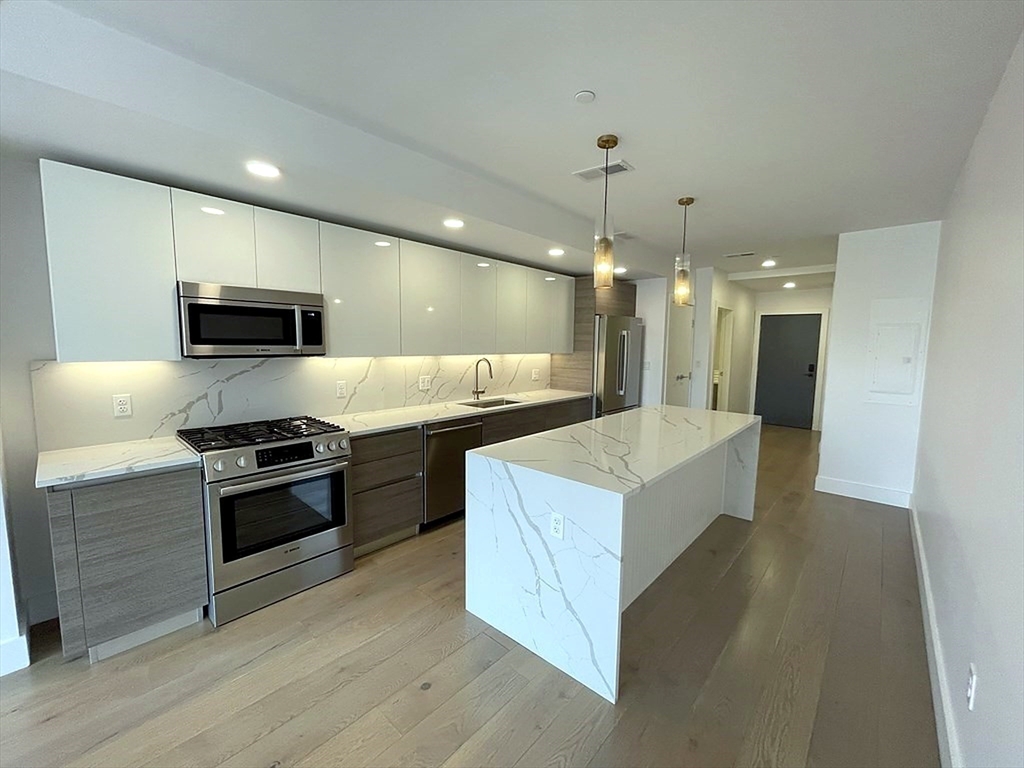 30 Penniman - Allston
