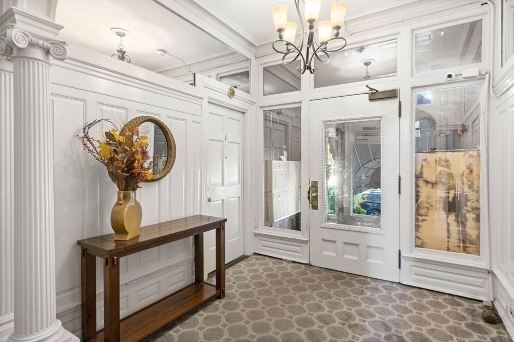386 Commonwealth Ave. - Back Bay