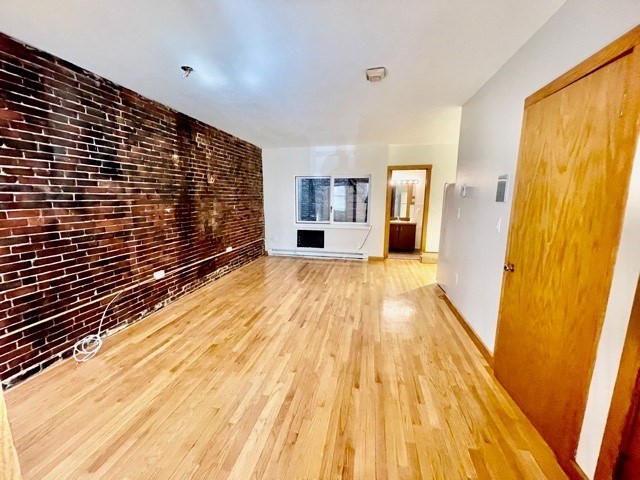 5 Thacher Ct. - North End