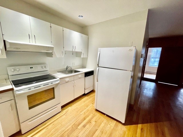 5 Thacher Ct. - North End