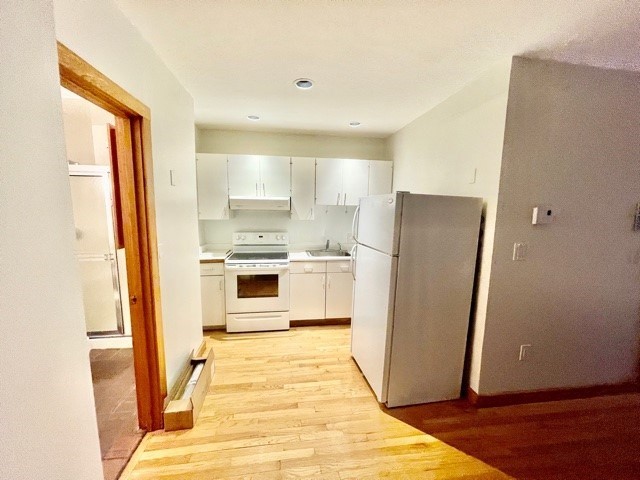 5 Thacher Ct. - North End