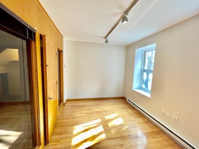 5 Thacher Ct. - North End