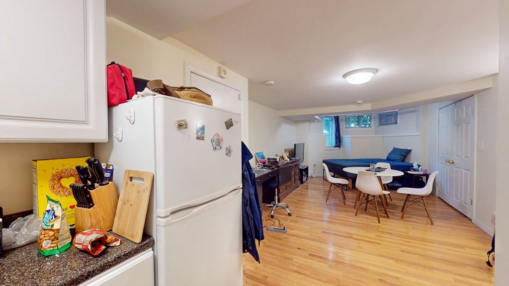 170 Marlborough - Back Bay