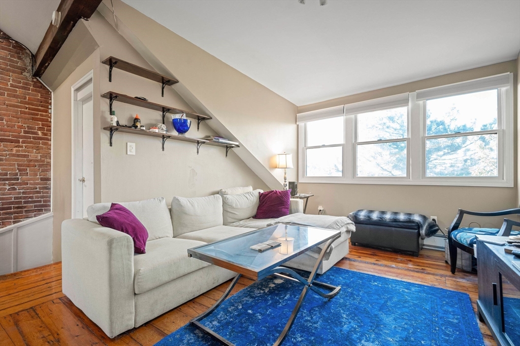 275 Shawmut Ave. - South End