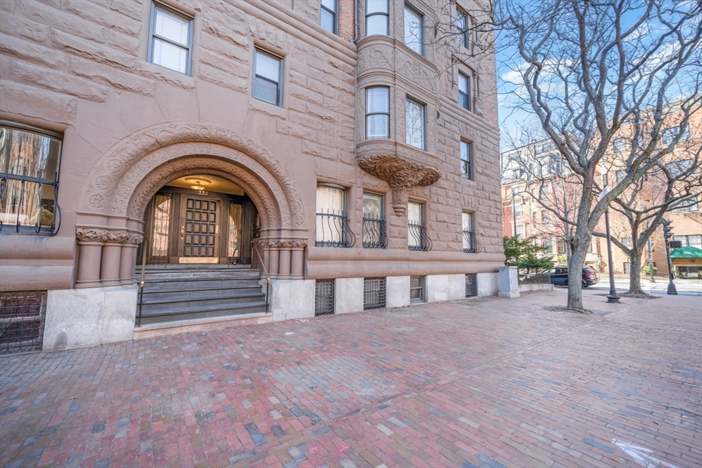 330 Dartmouth St. - Back Bay