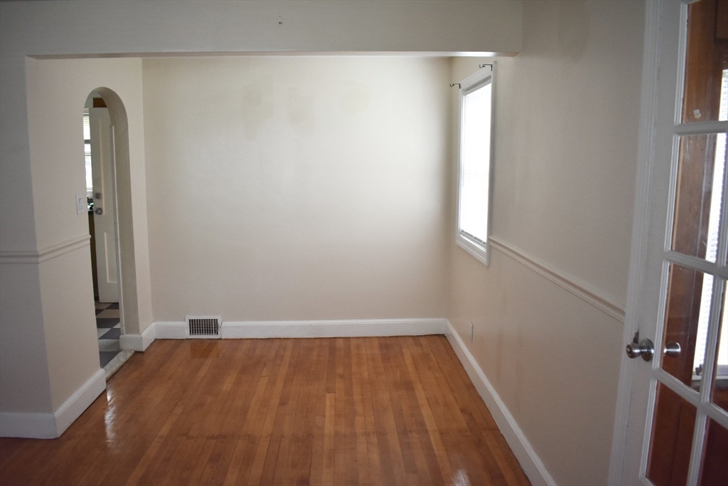 63 Tyler St. - Hyde Park