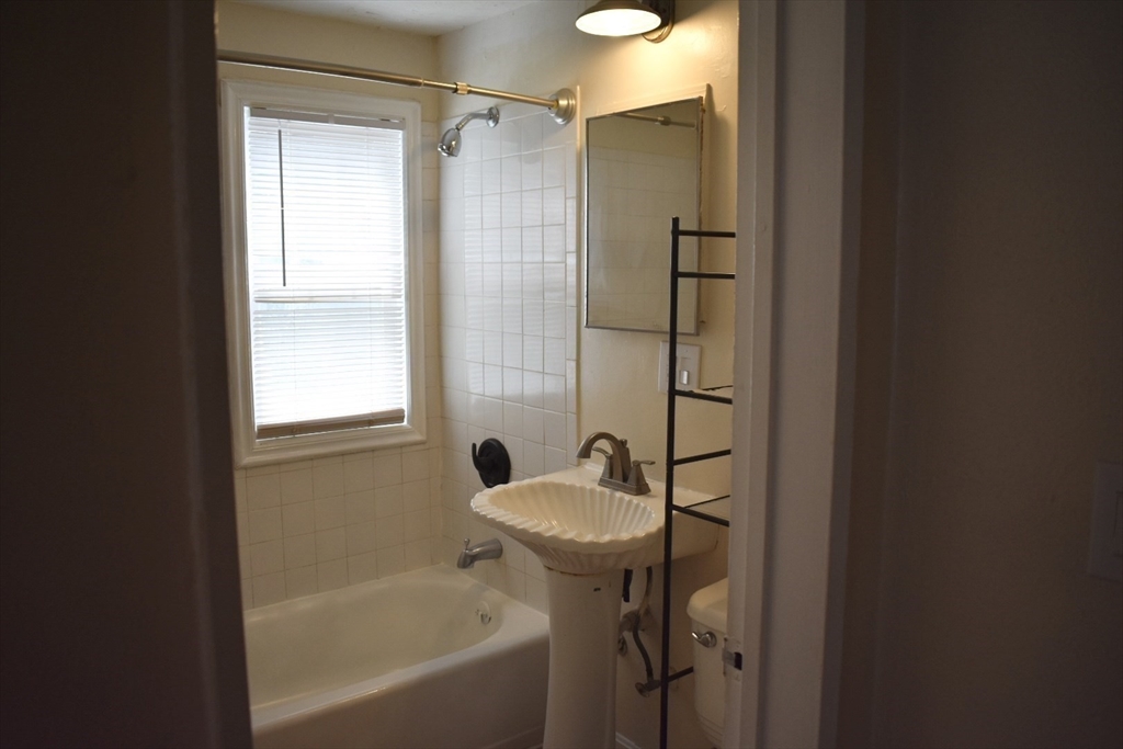 63 Tyler St. - Hyde Park