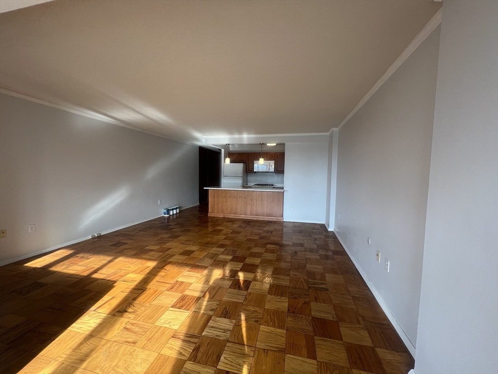 9 Hawthorne Pl. - West End