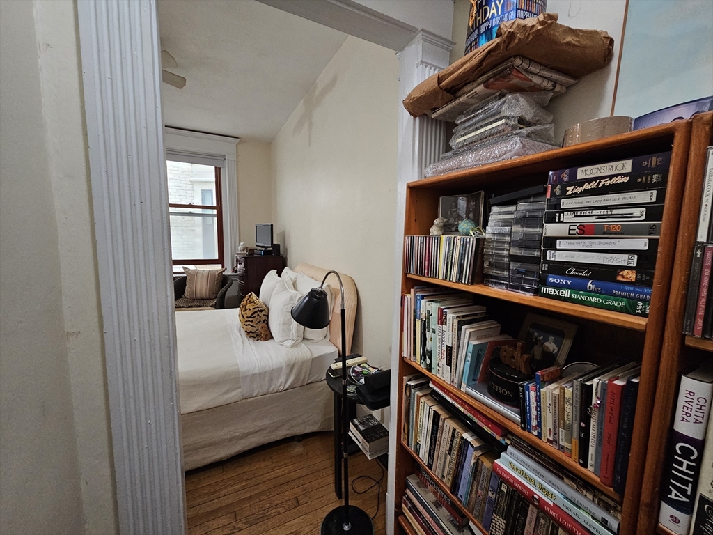 8 Garrison St. - Back Bay