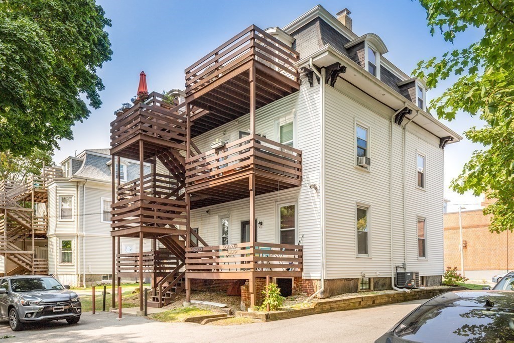 15 Beale St. - Dorchester