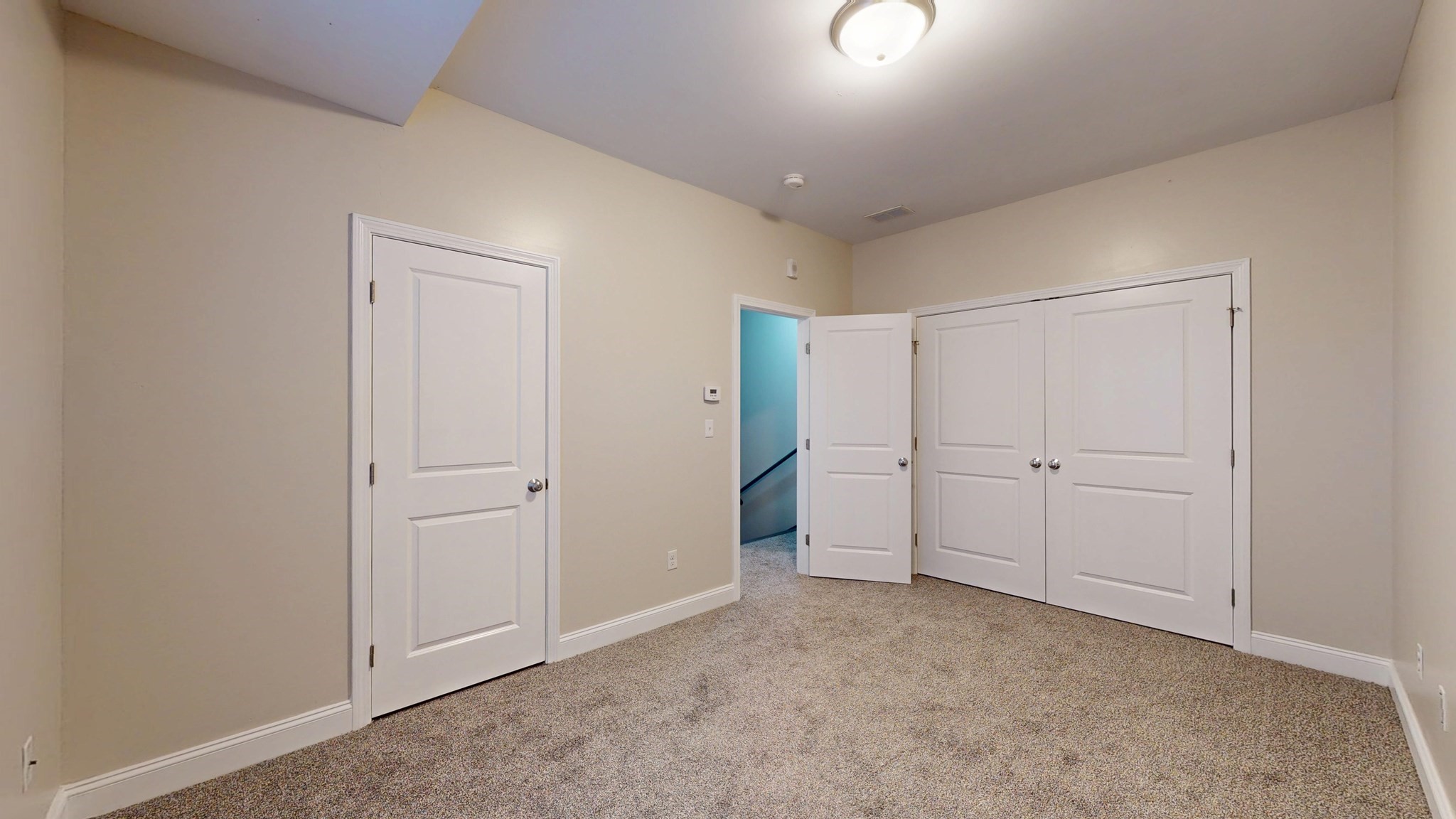 60 Holworthy - Roxbury