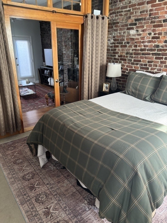 440 Hanover St. - North End