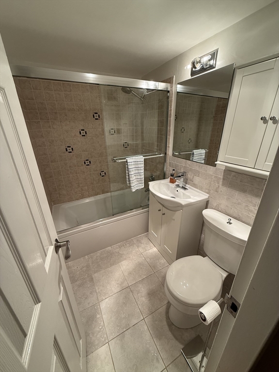 6 Whittier Pl. - West End
