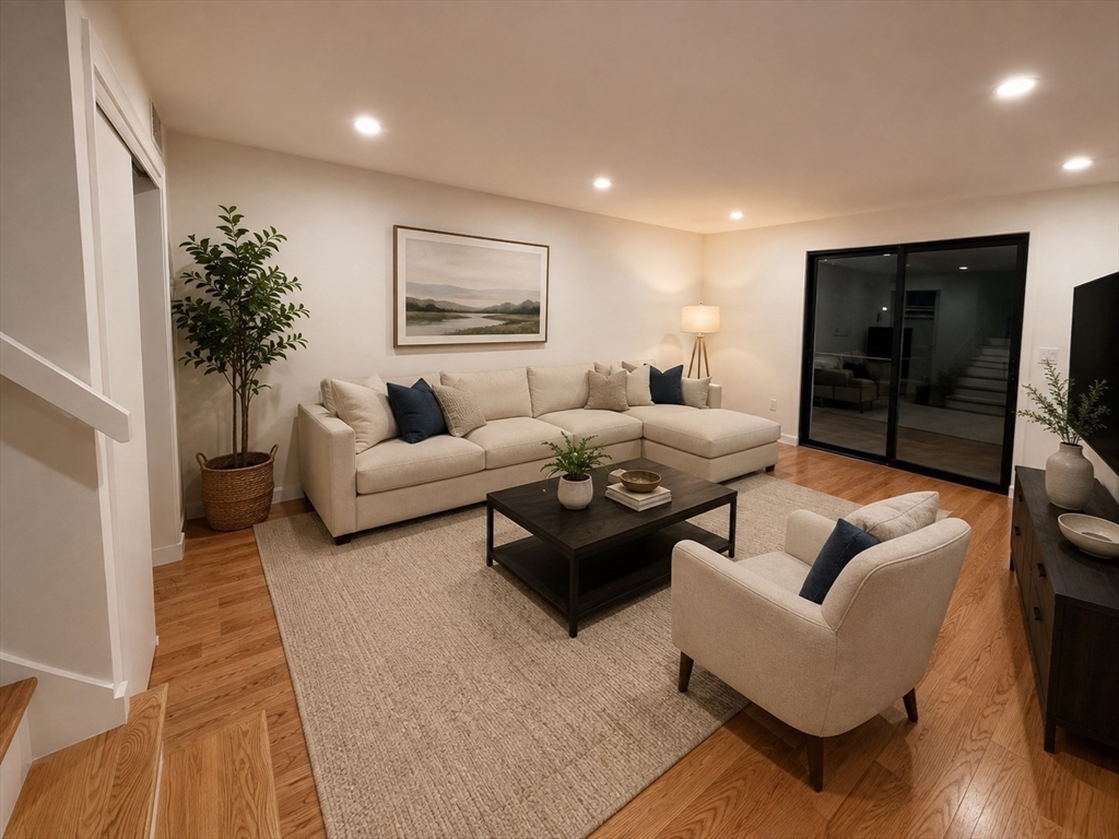105 Beaconsfield - Brookline