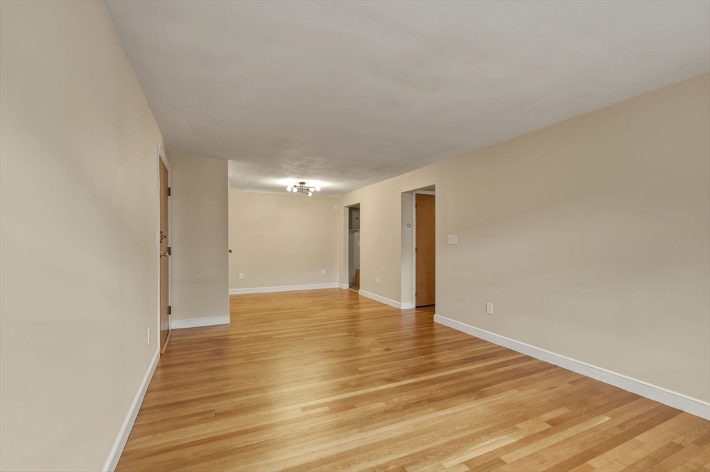 15 Commonwealth Ct. - Brighton