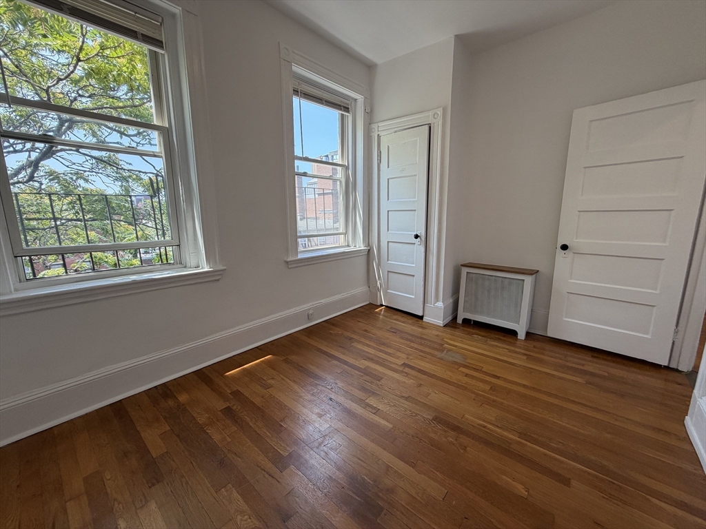 7 Grove St. - Beacon Hill