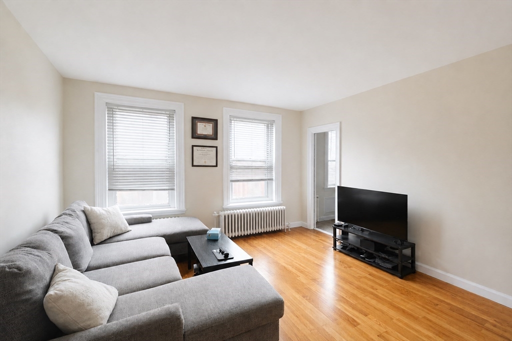 217 Newbury St. - Back Bay