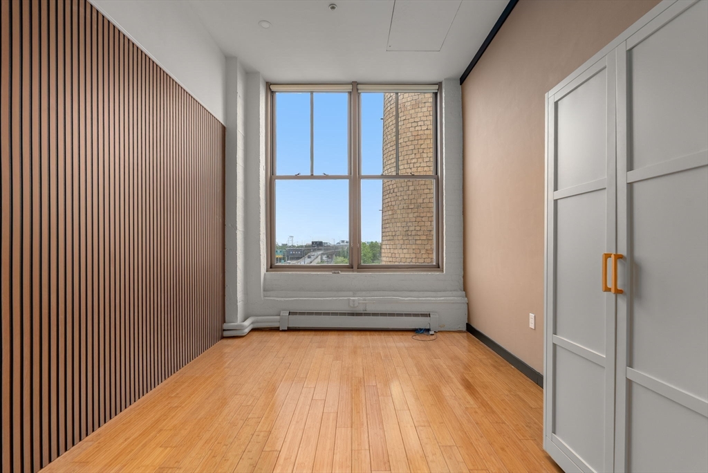 156 Porter - East Boston