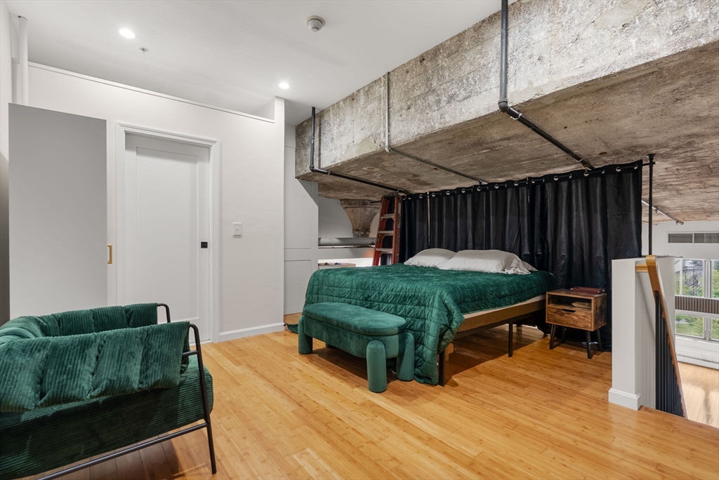 156 Porter - East Boston