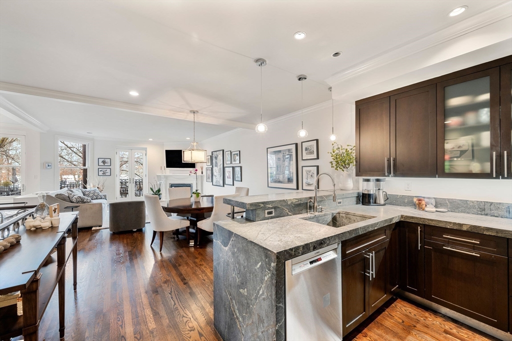 408 Beacon St. - Back Bay