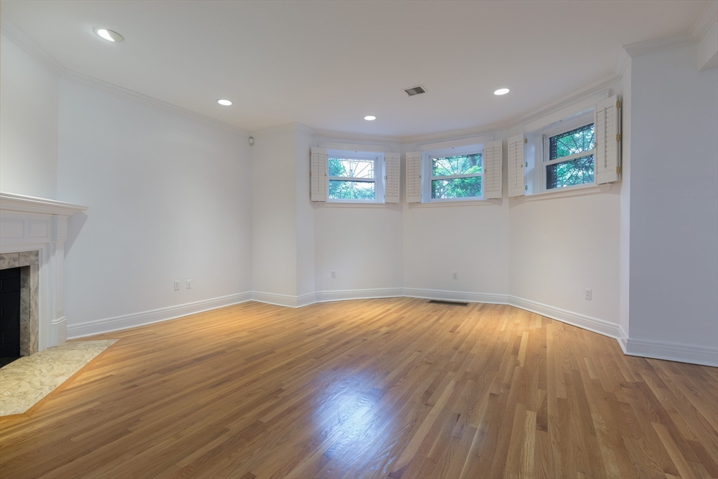 90 Marlborough - Back Bay