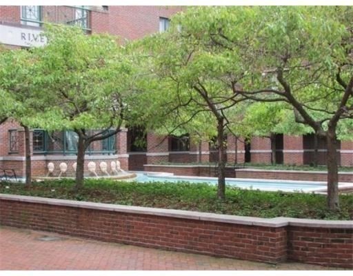 10 Rogers - Kendall Square