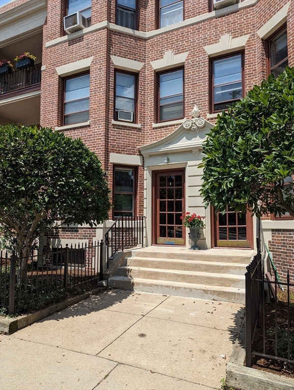 41 South St. - Brighton