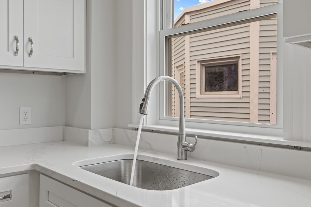 16 Leslie St. - Dorchester