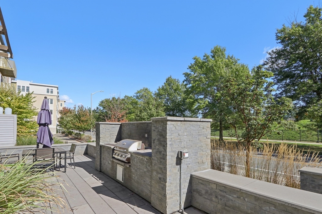 77 New - West Cambridge