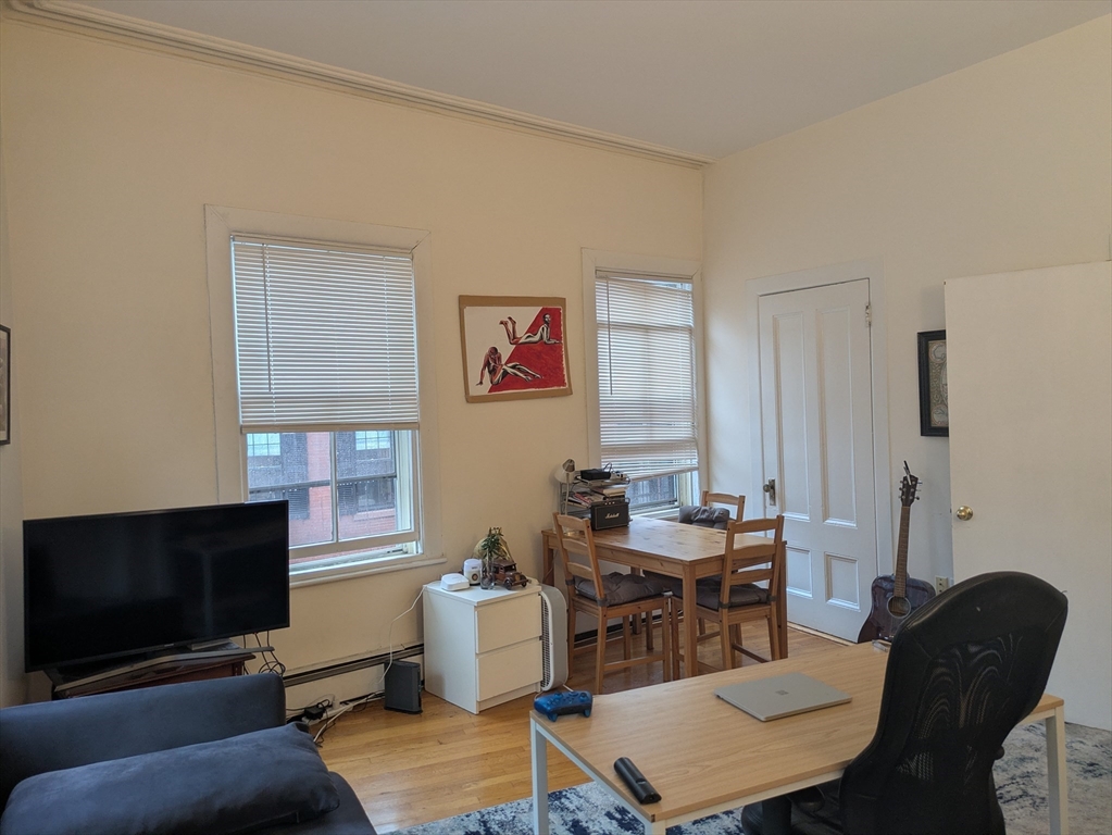 38 West Cedar St. - Beacon Hill