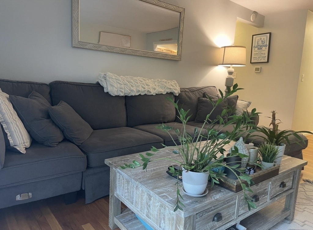 10 Linda Ln. - Dorchester
