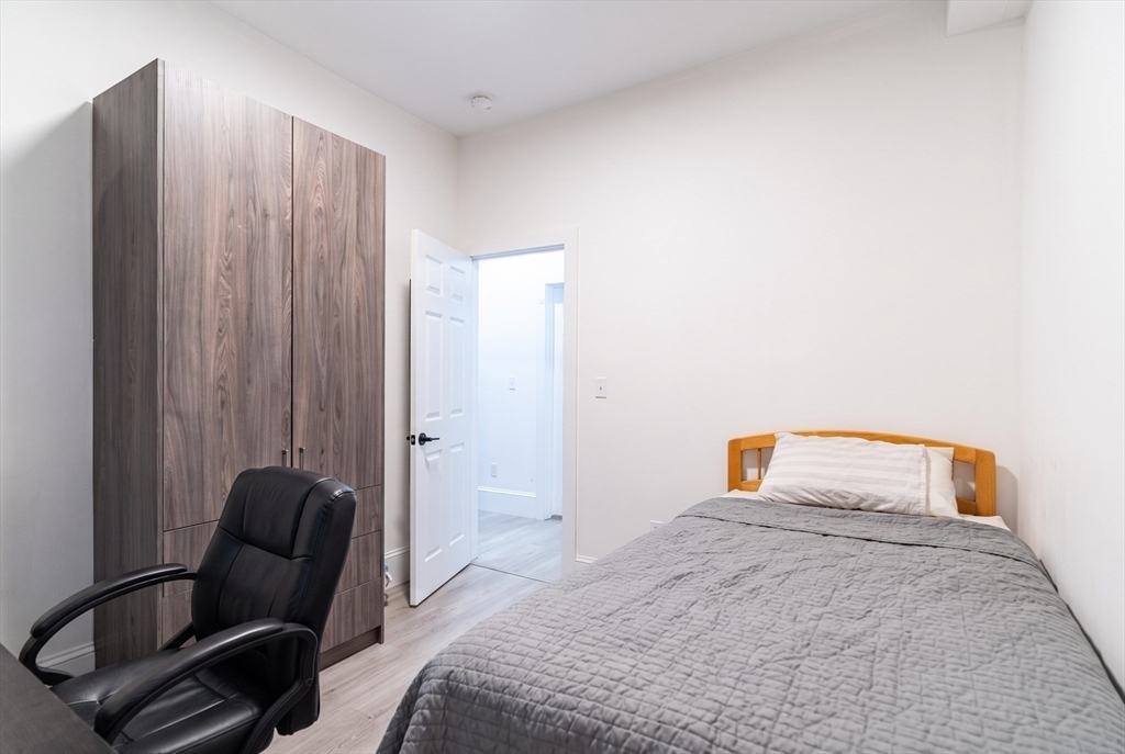 54 Burbank St. - Fenway